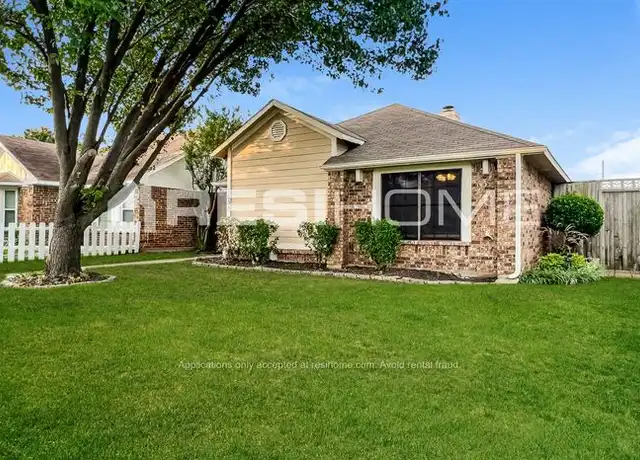 Property at 1600 Hackamore St, Mesquite, TX, 75149, 3 beds, 2 baths, [object Object]