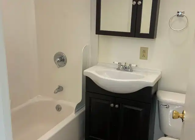 Property at 2 A Adelle Dr Unit 14-73, Dover, NH, 03820, 2 beds, 1 bath, [object Object]