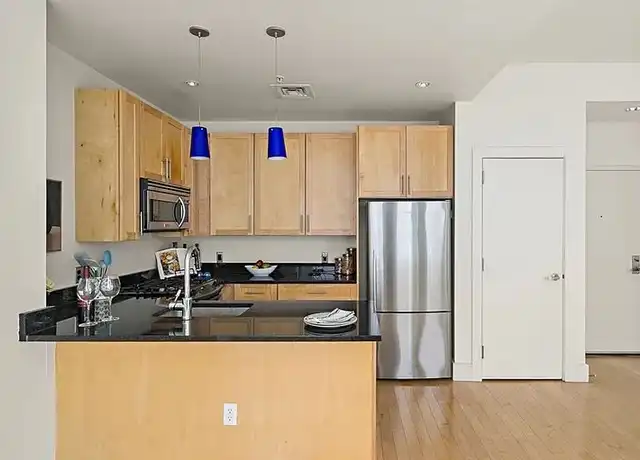 Property at 70 Lincoln St, Boston, MA, 02111, 1 bed, 1 bath, [object Object]