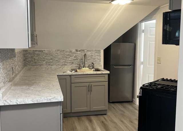 Photo of 69 Tremont St Unit 3, Taunton, MA 02780