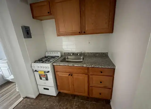 Property at 64 Union Ave Unit 76-E3, Irvington, NJ, 07111, 1 bed, 1 bath, [object Object]