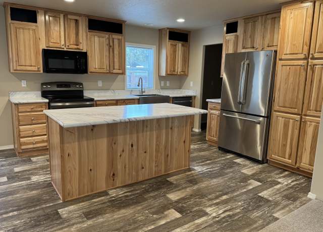 Photo of 4741 Treewood Dr, Florence, OR 97439