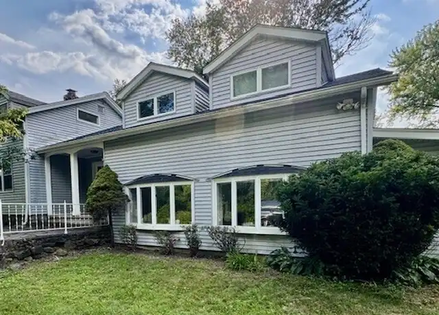Property at 73 South Rd, Farmington, CT, 06032, 4 beds, 3.5 baths, [object Object]