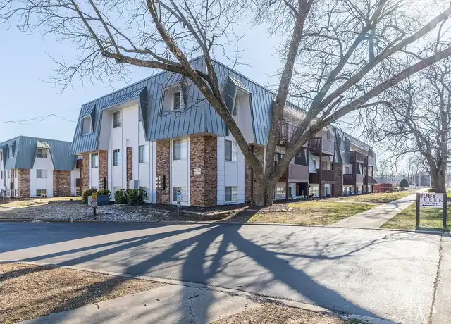 Property at Ruby on the Creek Apartments - 1764 N Leverett Ave, Fayetteville, AR, 72703, 1-2 bed, 1-1.5 bath, [object Object]