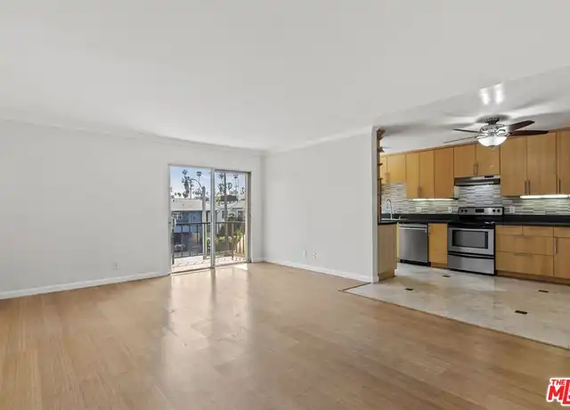 Property at 1033 6th St Apt 212, Santa Monica, CA, 90403, 2 beds, 2 baths, [object Object]
