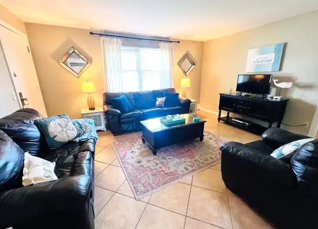 Property at 70 Carroll Ave #708, Newport, RI, 02840, 2 beds, 1 bath, [object Object]