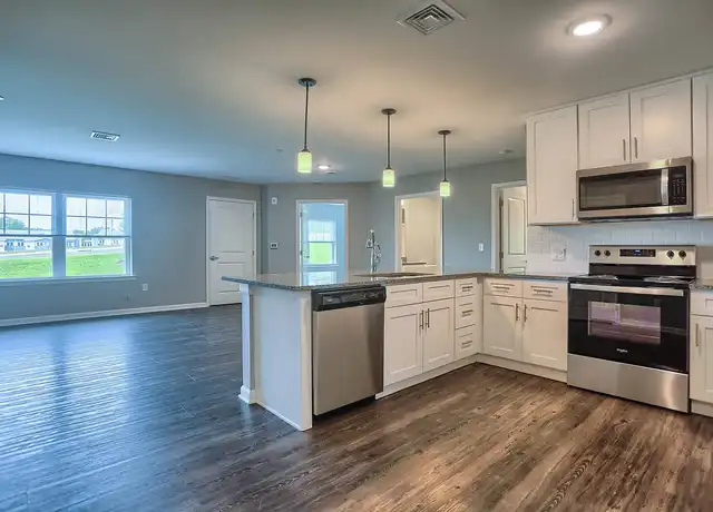 Property at 2451 Oakwood Hills Dr, Mechanicsburg, PA, 17055, 1-2 bed, 1-2 bath, [object Object]