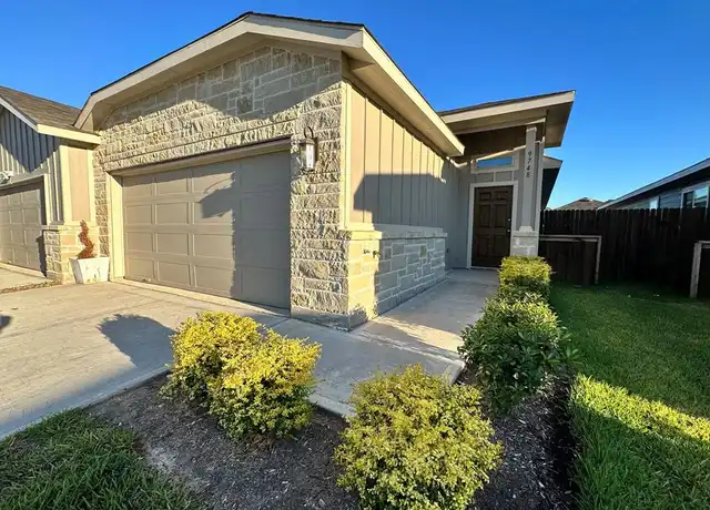 Property at 9732 Grosbeak Ln, Magnolia, TX, 77354, 3 beds, 2 baths, [object Object]