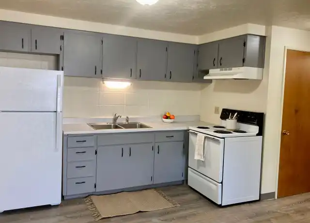 Property at 1668 Ferry St Unit 12, Eugene, OR, 97401, 1 bed, 1 bath, [object Object]