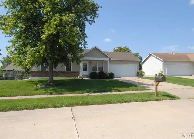 Property at 679 Dundee Ct, Wentzville, MO, 63385, 3 beds, 2 baths, [object Object]