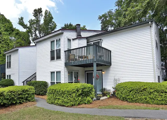 Photo of 1900 N Highway 17, Mount Pleasant, SC 29464