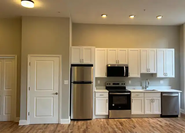 Property at 100 W Lexington St Unit 202, Baltimore, MD, 21201, 0 beds, 1 bath, [object Object]