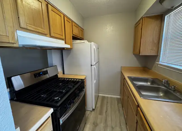 Property at 13340 Horizon Blvd Unit 20, Horizon City, TX, 79928, 2 beds, 1 bath, [object Object]
