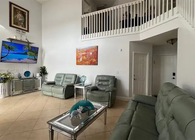 Property at 1590 Seagrape Way, Hollywood, FL, 33019, 4 beds, 2.5 baths, [object Object]