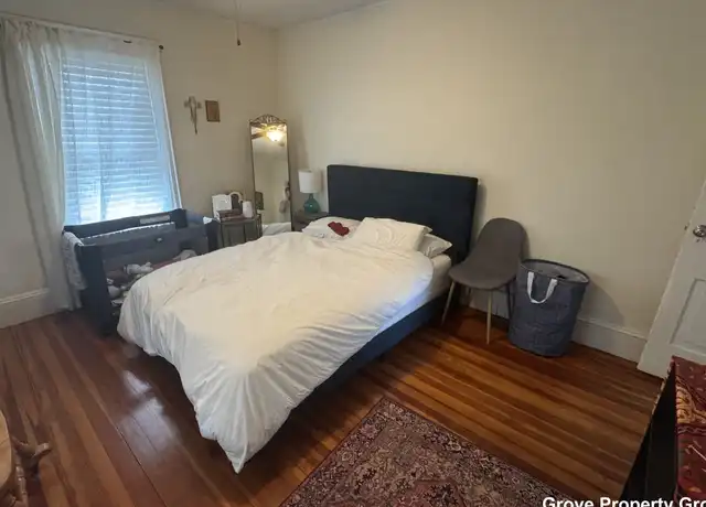 Property at 92 Fayette St, Watertown, MA, 02472, 2 beds, 1 bath, [object Object]
