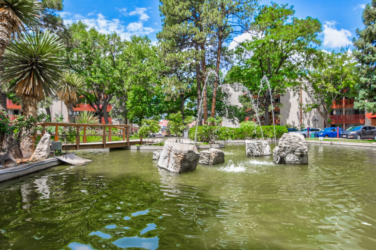 three fountains apartments reviews