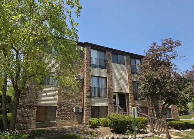 Property at 164 Dunteman Dr Apt 101, Glendale Heights, IL, 60139, 2 beds, 1 bath, [object Object]