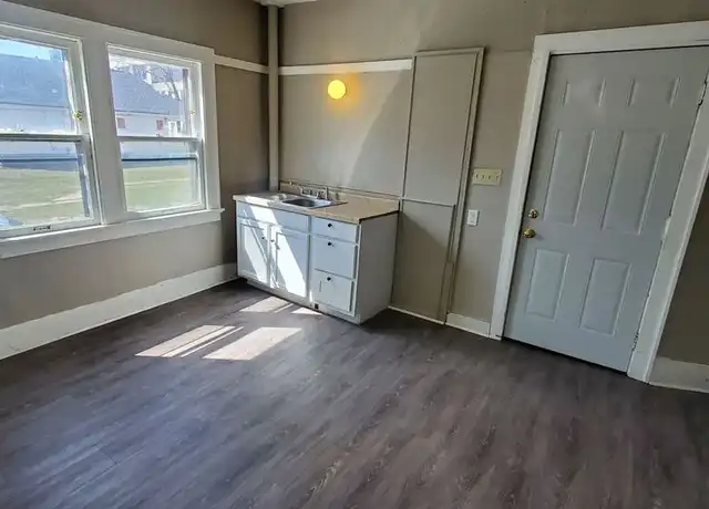 Property at 2338-2340 N 15th St Unit 2338A Lower Rear, Milwaukee, WI, 53206, 2 beds, 1 bath, [object Object]