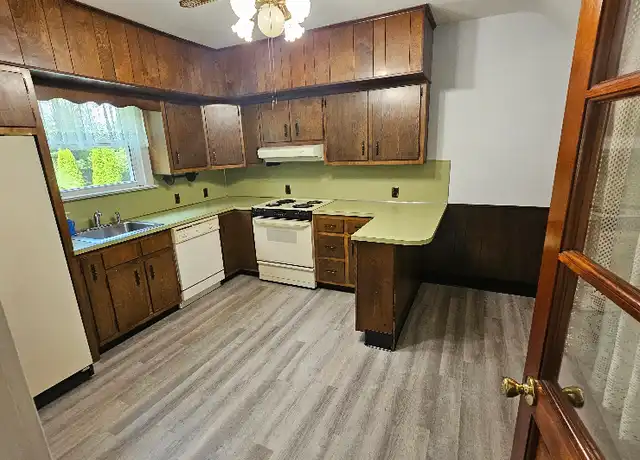 Property at 309 N 5th Ave, Royersford, PA, 19468, 4 beds, 1.5 baths, [object Object]