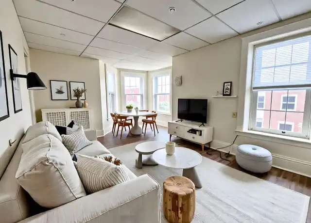 Property at 212 E Main St Apt 3, Palmyra, PA, 17078, 2 beds, 1.5 baths, [object Object]