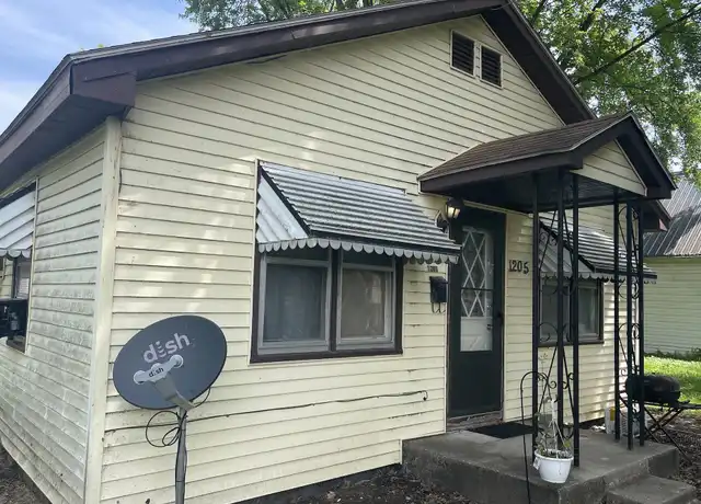 Property at 1205 Marion St Unit 5, Danville, IL, 61832, 1 bed, 1 bath, [object Object]