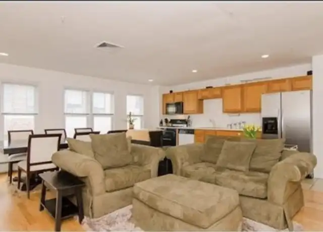 Property at 1 Davenport St #8, Cambridge, MA, 02140, 2 beds, 1 bath, [object Object]