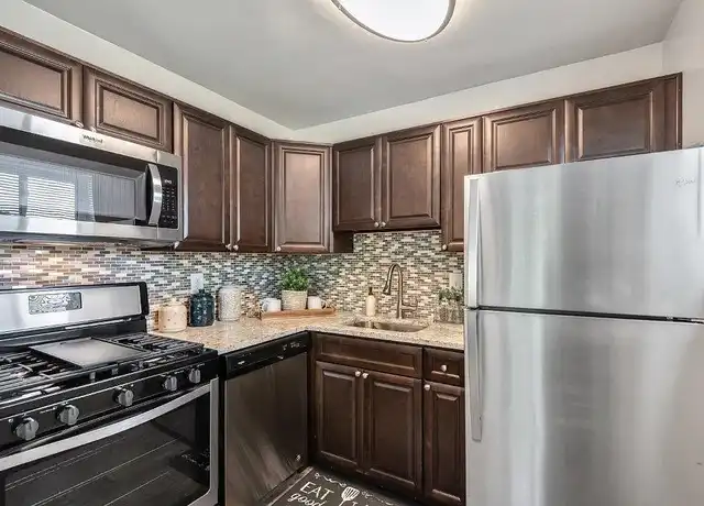 Property at Charlesmont Apartment Homes - 3000 Wallford Dr, Dundalk, MD, 21222, 0-2 beds, 1 bath, [object Object]