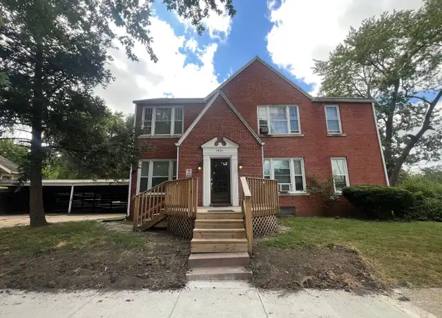 Property at 1401 S Spring St Unit C, Springfield, IL, 62704, 1 bed, 1 bath, [object Object]