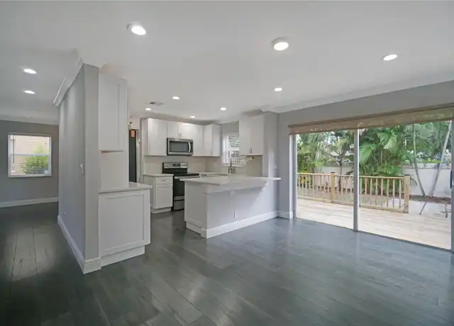 Property at 18 NW 43rd Way, Deerfield Beach, FL, 33442, 3 beds, 2.5 baths, [object Object]