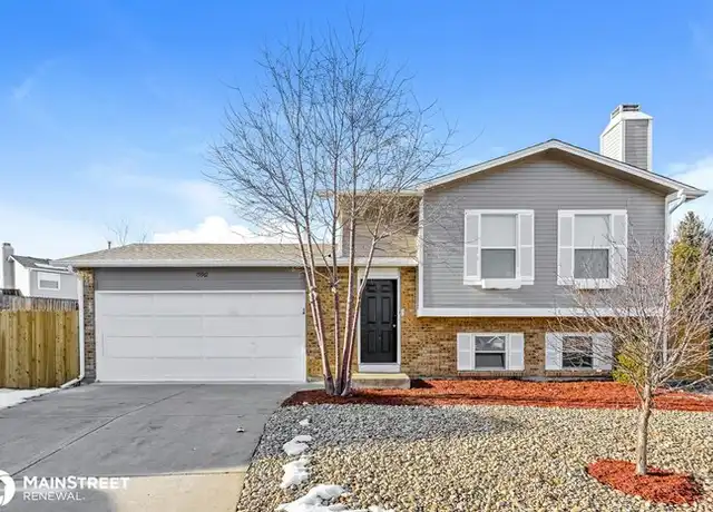 Property at 19961 E Purdue Pl, Aurora, CO, 80013, 3 beds, 2 baths, [object Object]