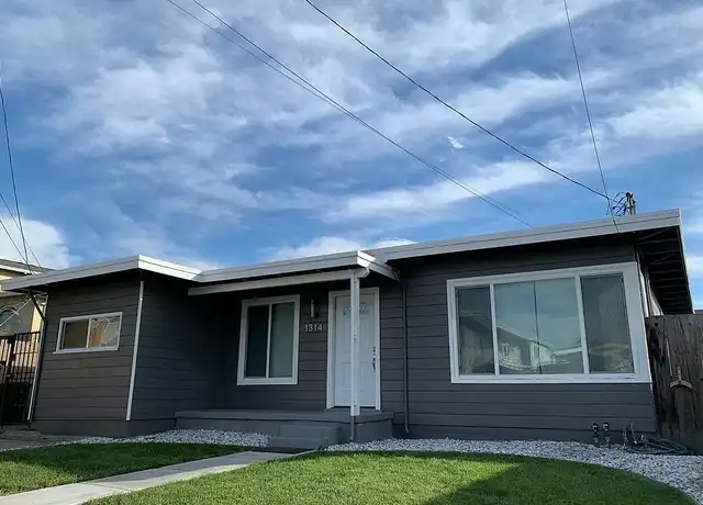 Property at 1314 Ashby Ave, Berkeley, CA, 94702, 4 beds, 2 baths, [object Object]
