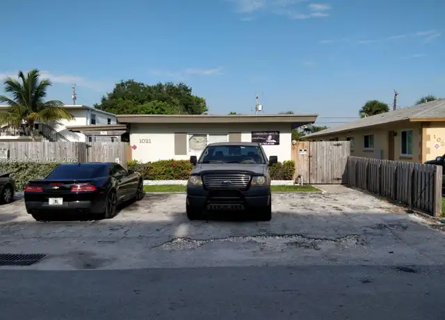 Property at 1021 NE 17th Ave Unit 4, Fort Lauderdale, FL, 33304, 2 beds, 1 bath, [object Object]