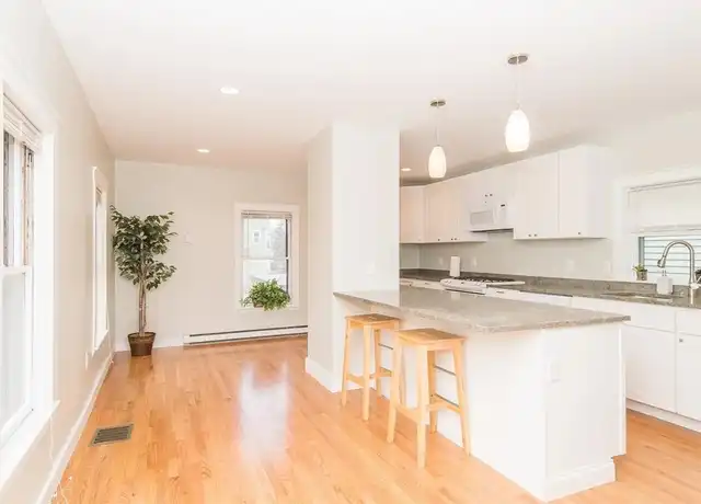 Property at 69 Dover St Unit 2, Somerville, MA, 02144, 3 beds, 2 baths, [object Object]