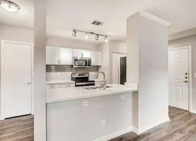 Photo of 2424 9th Ave, Longmont, CO 80503