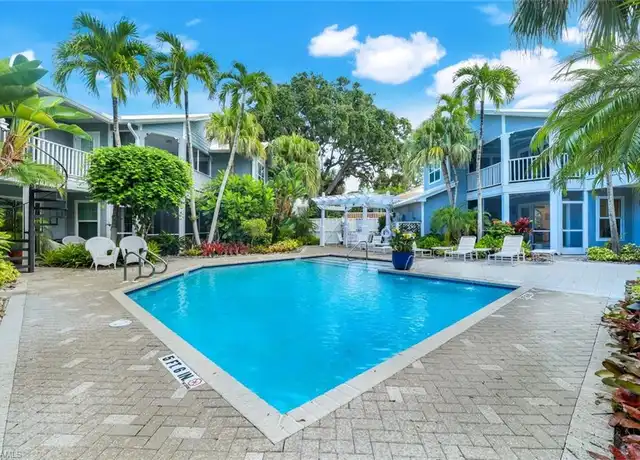 Property at 376 3rd St S #102, Naples, FL, 34102, 2 beds, 2 baths, [object Object]