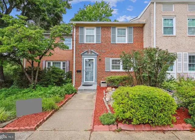 Property at 8366 Glastonbury Ct, Annandale, VA, 22003, 3 beds, 2.5 baths, [object Object]