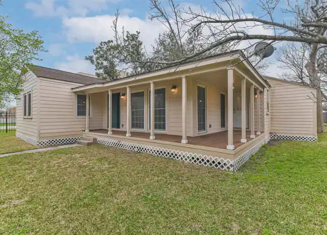 Property at 7740 Camwood St, Houston, TX, 77087, 2 beds, 2 baths, [object Object]