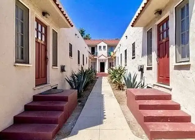 Property at University Court - 1147 W 24th St, Los Angeles, CA, 90007, 0-1 beds, 1 bath, [object Object]