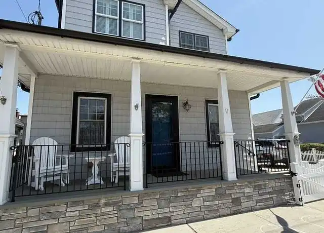 Property at 92 Hewlett Ave, Point Lookout, NY, 11569, 3 beds, 2.5 baths, [object Object]