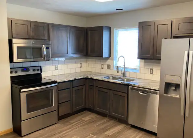 Property at 2225 R St #1, Lincoln, NE, 68503, 4 beds, 2 baths, [object Object]