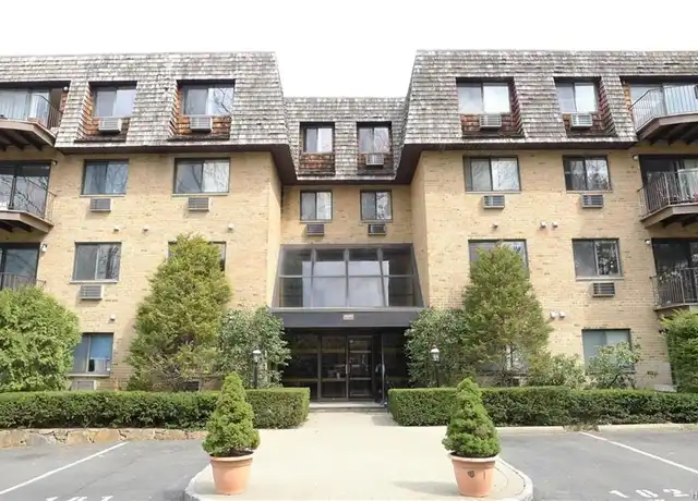 Property at 508 Central Park Ave #5209, Scarsdale, NY, 10583, 2 beds, 2 baths, [object Object]