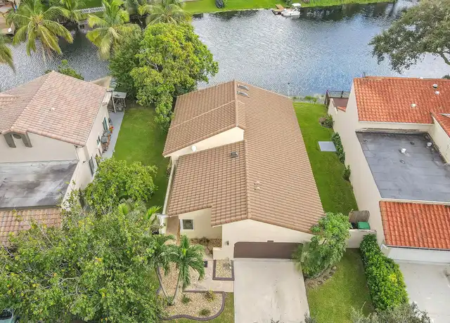 Property at 2925 Begonia Way, Hollywood, FL, 33026, 3 beds, 2 baths, [object Object]