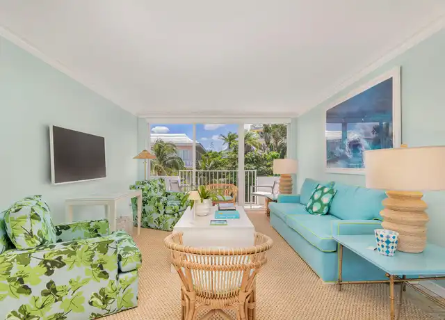 Property at 401 Peruvian Ave #3010, Palm Beach, FL, 33480, 1 bed, 1 bath, [object Object]