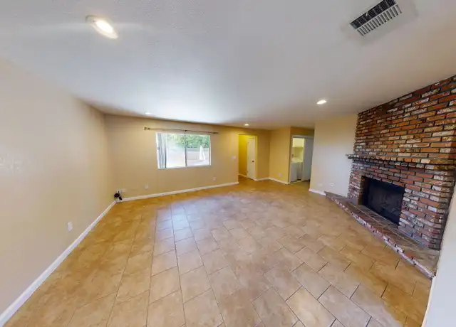 Property at 190 W 9th St Unit D, Clovis, CA, 93612, 3 beds, 2 baths, [object Object]