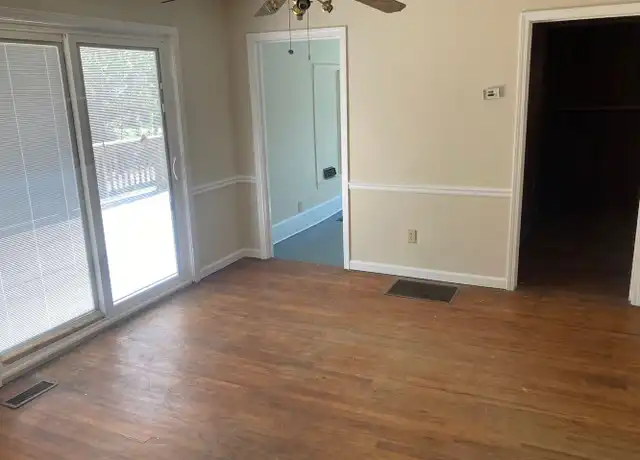 Property at 475 Old Carrollton Rd, Newnan, GA, 30263, 2 beds, 1 bath, [object Object]
