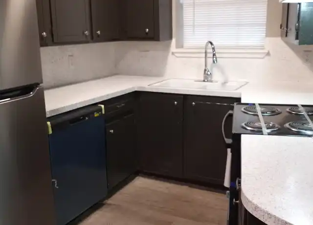 Property at Orleans Apartments - 2400 E 24th St, Texarkana, AR, 71854, 1 bed, 1 bath, [object Object]