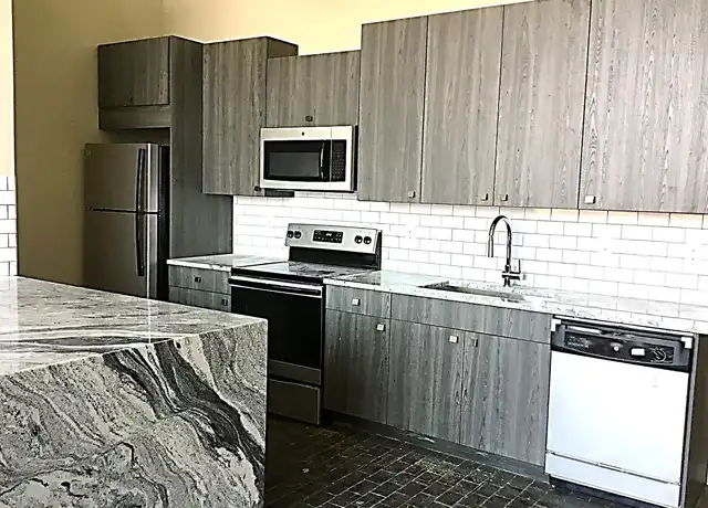 Property at Lofts at Narrow - 701 Reading Ave, Reading, PA, 19611, 2 beds, 2 baths, [object Object]