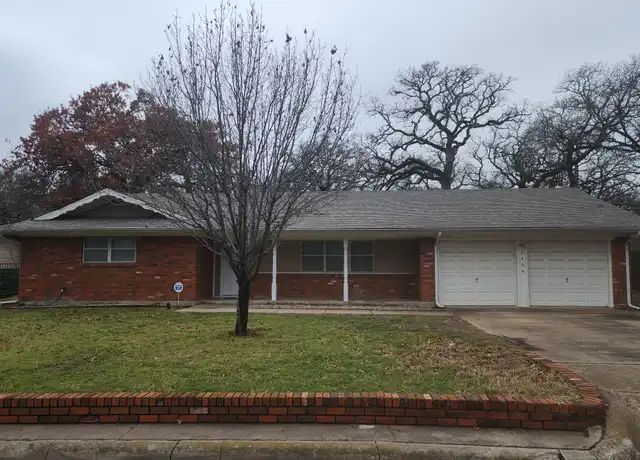 Property at 6404 Banbury Dr, Forest Hill, TX, 76119, 4 beds, 2 baths, [object Object]