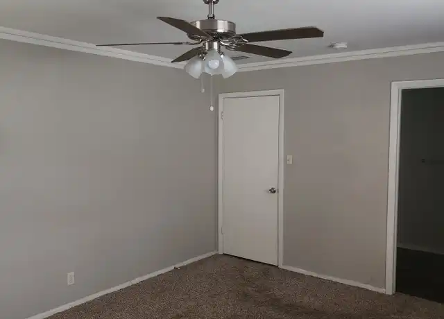 Property at 6404 Banbury Dr, Forest Hill, TX, 76119, 4 beds, 2 baths, [object Object]