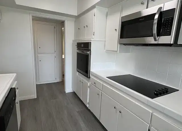 Property at The Waterford - 7172 Hawthorn Ave, Los Angeles, CA, 90046, 0-1 beds, 1 bath, [object Object]